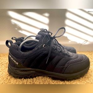 Bona men’s hiking, walking shoes